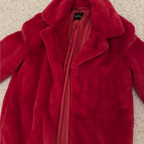 Elegant Red Faux Fur Coat - Picture 2 of 3